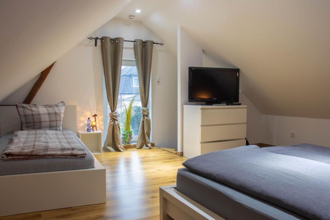 Kleine Gemuetliche Einliegerwohnung Mit Garten Und Pool 노드스템멘 외부 사진